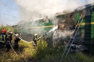 У Миколаєві спалахнув локомотив 