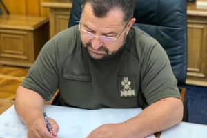 Полторак подписал указ о предоставлении премии военным по случаю Дня Независимости
