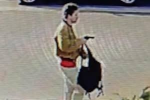 У Києві шукають чоловіка, який відкрив стрілянину в тролейбусі 