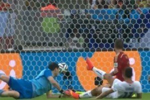 Іспанія склала повноваження футбольного чемпіона світу та вибула з мундіалю