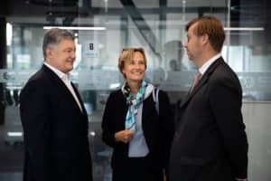 "Нічого про Україну без України": Петро Порошенко зустрівся з послом Німеччини