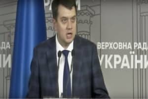 "Сел в машину и сбежал из Рады" – Гай рассказал, как активисты и депутаты к Разумкову ездили