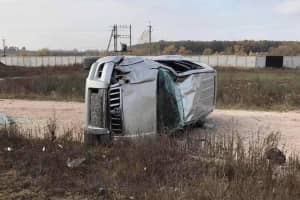 Взял отцовский джип покататься: в Киевской области в машине разбился 14-летний подросток