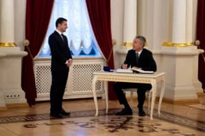 Генсек НАТО забув про Зеленського під час спільного засідання – відео
