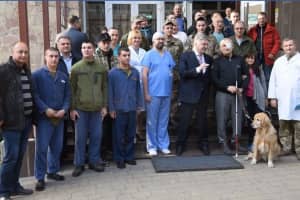 Порошенко посетил защитников Украины, которые проходят реабилитацию во Львове