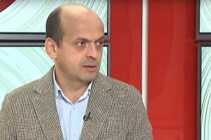 На Донбасі треба відкривати "фронт пропаганди" – політтехнолог
