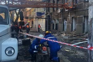 Рятувальники виявили під завалами коледжу в Одесі ще два тіла