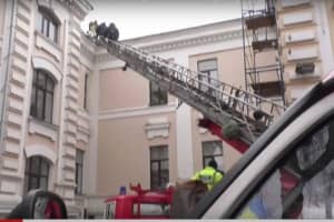 Противопожарная проверка в Харьковской области: как инспектировали заведение для детей со слабым зрением – сюжет