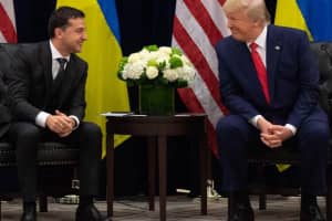 "Трохи злий на Трампа" – у мережі показали уривок з інтерв'ю Зеленського американському телеканалу