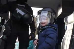 Волинські патрульні влаштували розваги для дітей під час новорічних канікул