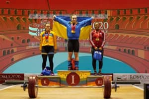 Украинка Ирина Деха получила Кубок мира по тяжелой атлетике