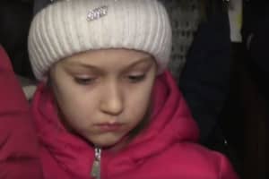 У Луцьку батьки протестують і не пускають дітей до школи – подробиці