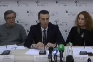 Эпидемия коронавируса: Минздрав закупит респираторы, костюмы защиты и медоборудование