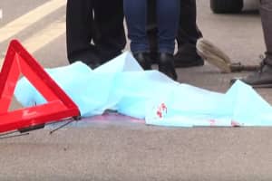 ДТП во Львове: коммунальщица погибла во время уборки бордюров