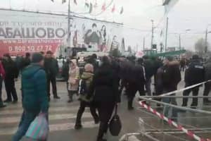 Полиция расследует массовые беспорядки после разборок на рынке в Харькове – количество задержанных возросло 