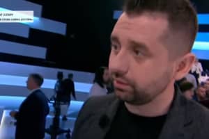 Арахамия подтвердил: на экстренном заседании Рады будут кадровые изменения в Кабмине 