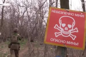 На Луганщині підірвався на міні український військовий – доставлений у лікарню у важкому стані