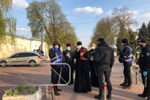 Напередодні Великодня: яка ситуація біля храмів УПЦ МП, ПЦУ і УГКЦ 