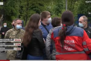 У Харкові пікетують медики "швидких" – вимагають обіцяних надбавок і належного захисту