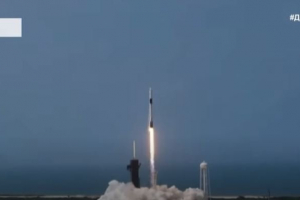 Новая эра космических полетов: SpaceX успешно запустила первую регулярную миссию