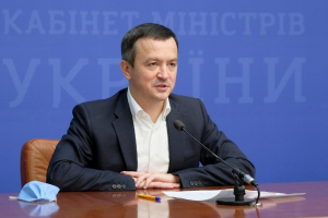 Народные депутаты поддержали отставку министра экономики Петрашко