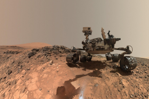 Космическая пыль: марсоход Curiosity сфотографировал Землю и Венеру