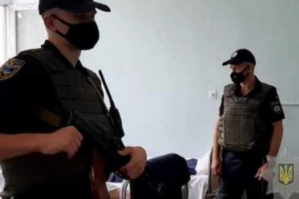 Поліція затримала сімох осіб, які влаштували стрілянину з різаниною в Одесі