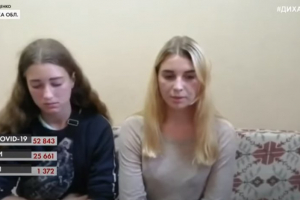 Дівчата-підлітки для забави зламали вікно в електричці: їх розшукали поліцейські
