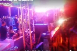 Полиция Киевской области наведалась на вечеринку на барже, где пренебрегли правилами карантина