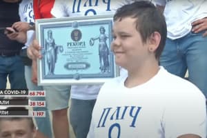 Без ніг і руки переплив Дніпро за 13 хвилин: 16-річний Микола Нижниковський встановив рекорд України