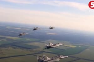 Нагородили найкращих та вшановували пам’ять загиблих: в Україні відзначають день Повітряних сил
