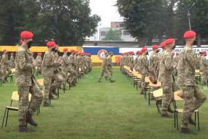 З дотриманням традицій та вимог карантину: у Львові в Академії сухопутних військ пройшов День знань