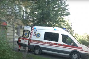 1600 викликів за зміну: лікарі медицини катастроф розповіли, як працюють під час пандемії