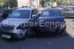 Син Нестора Шуфрича потрапив в аварію