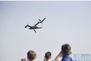 Впечатляющее зрелище: американские конвертопланы CV-22B Osprey пролетели над Киевом – фото