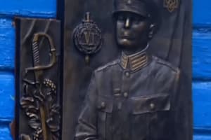 В честь Марка Безручко, полковника армии УНР, открыли памятник в городе Боярка Киевской области