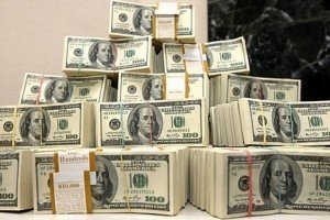 Держфінмоніторниг заблокував $ 1,34 млрд. на офшорних рахунках Януковича