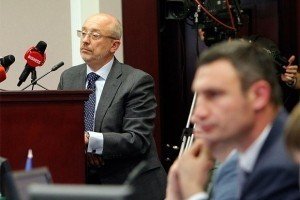 Нова влада Києва ініціює інвестиційну реформацію та війну з корупцією