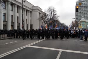 #SaveФЛП: полиция усилила охрану возле Верховной Рады из-за протестов предпринимателей – включение
