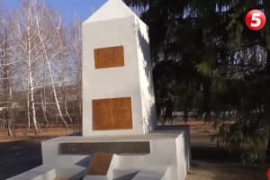 В Тошковке вместо дороги реставрировали советский памятник – что говорят местные жители