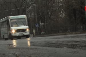 Негода на Рівненщині: сталося майже 20 аварій – рух пасажирських автобусів тимчасово обмежили