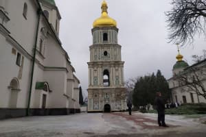 Річниця інтронізації глави ПЦУ митрополита Епіфанія: у Софійському соборі провели літургію – включення