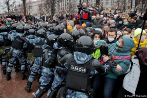У Росії тривають протести на підтримку Навального – затримали понад 2 тисячі мітингувальників