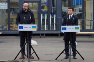 Зустріч Володимира Зеленського і Шарля Мішеля з представниками ЗМІ