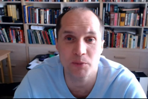 Для ОП спілкування з Bellingcat зараз дуже небезпечне – журналіст пояснив, чому Єрмак не зустрівся з Грозєвим