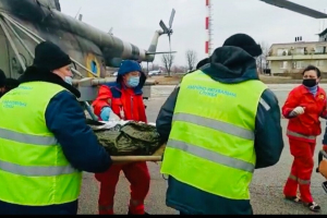 Двох українських армійців із мінно-вибуховими травмами евакуювали у Дніпро