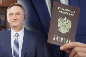 Вішав триколори та прославляв "русскій мір": як Андрій Аксьонов із паспортом РФ переміг на довиборах у Раду