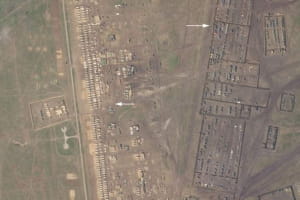 Тисячі військових машин: у окупованому Криму зафіксували новий російський табір