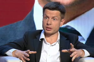 Гончаренко объяснил, почему на встрече с Путиным Зеленскому нужны посредники
