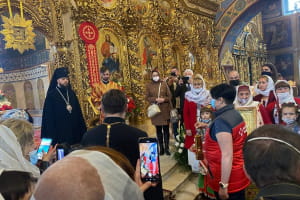 До Михайлівського собору ПЦУ прибув Благодатний вогонь